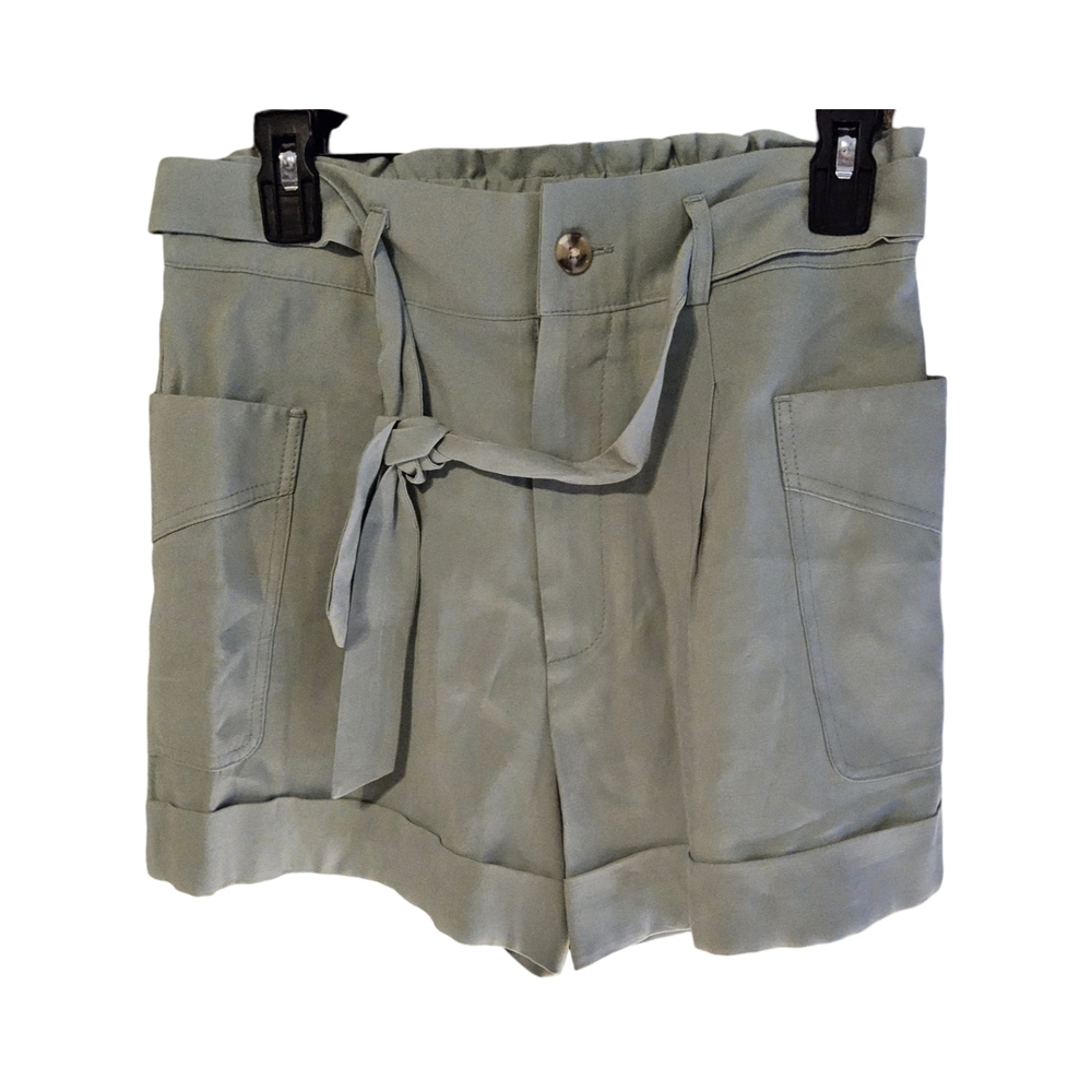1 NWOT Size Small Women's Sage Green Shorts by Steve Madden